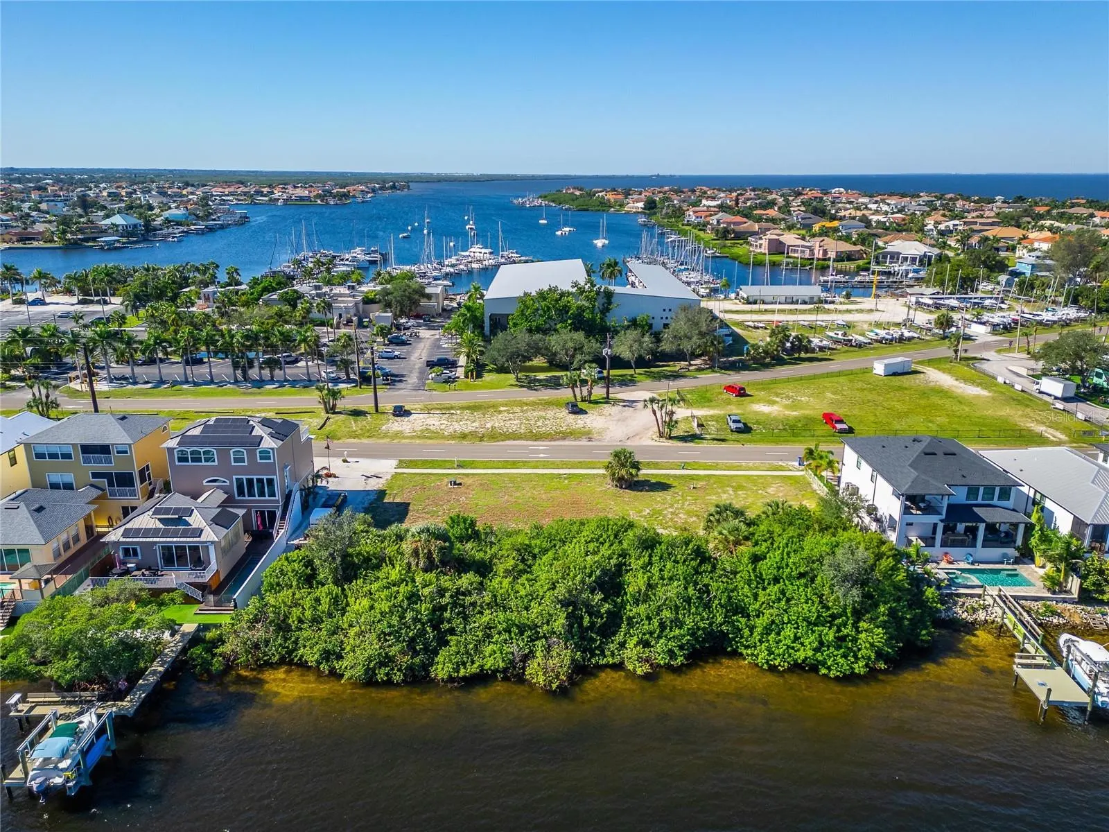 APOLLO BEACH BLVD