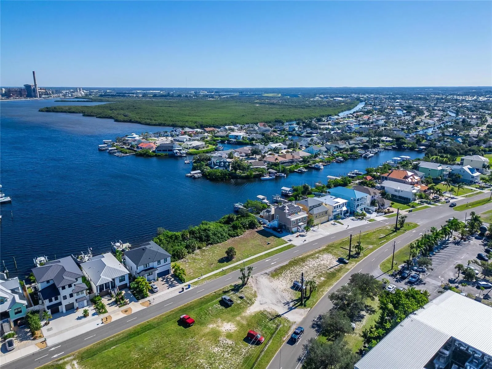 APOLLO BEACH BLVD