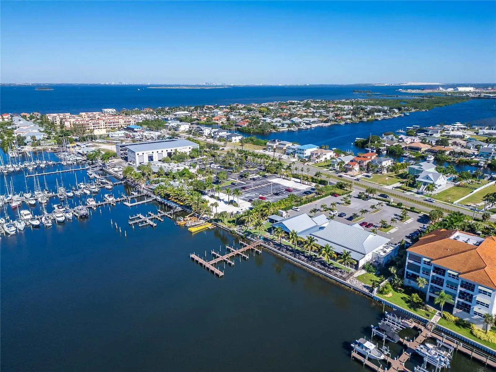 APOLLO BEACH BLVD