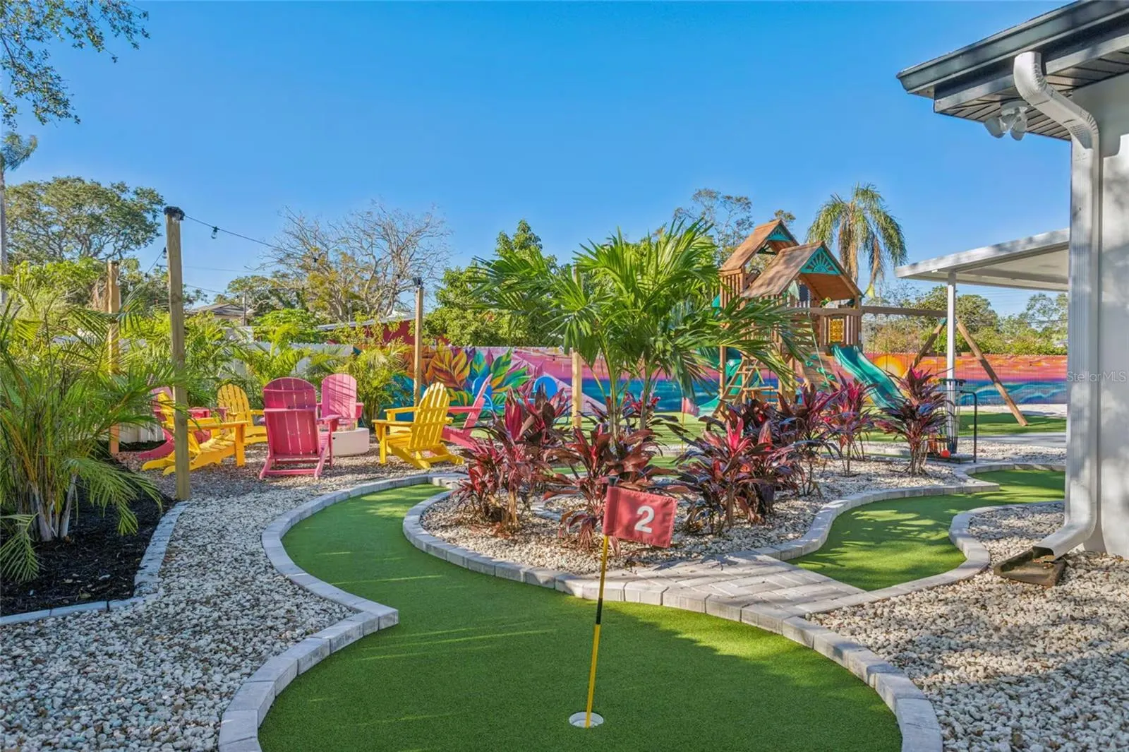 100 GATEWOOD DR