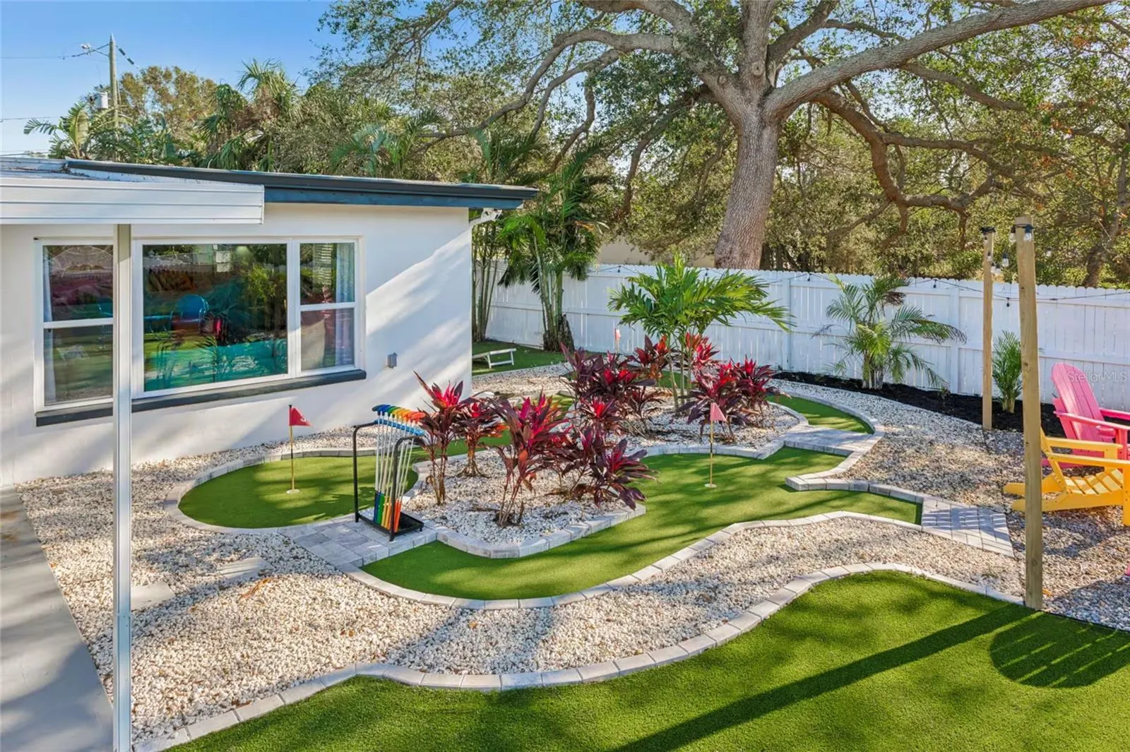 100 GATEWOOD DR