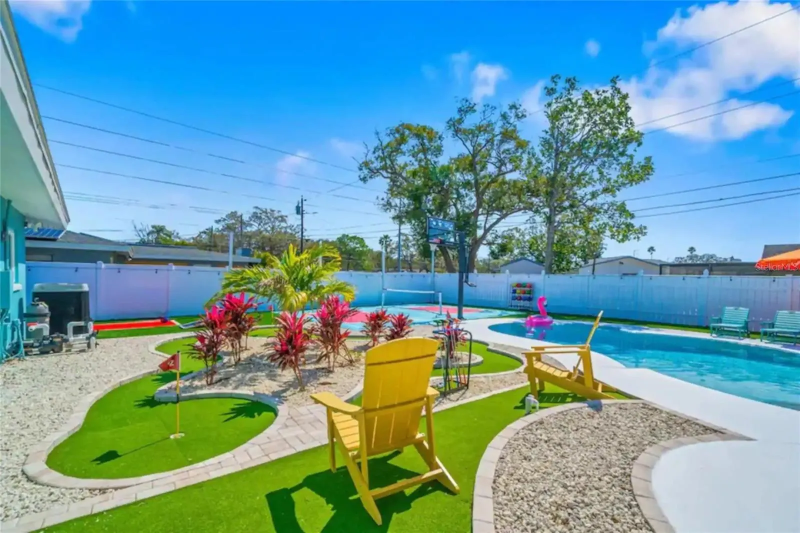1473 CROYDON DR