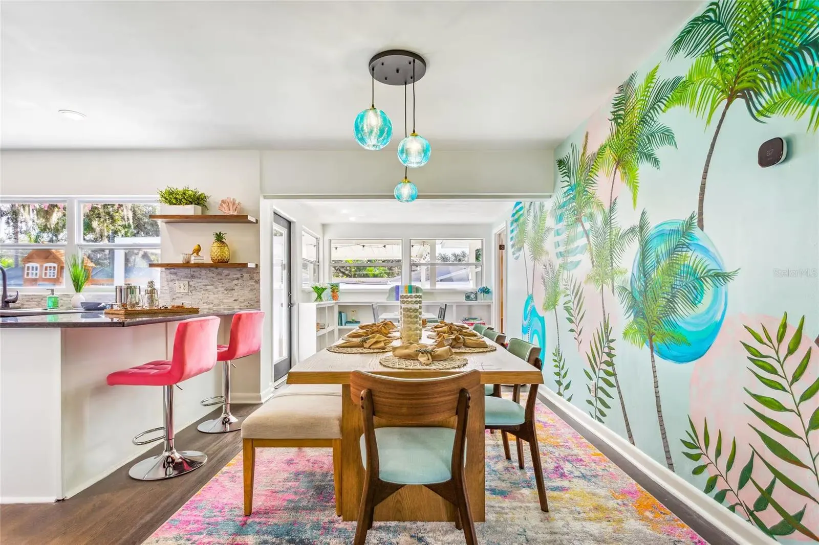 1749 MAGNOLIA DR
