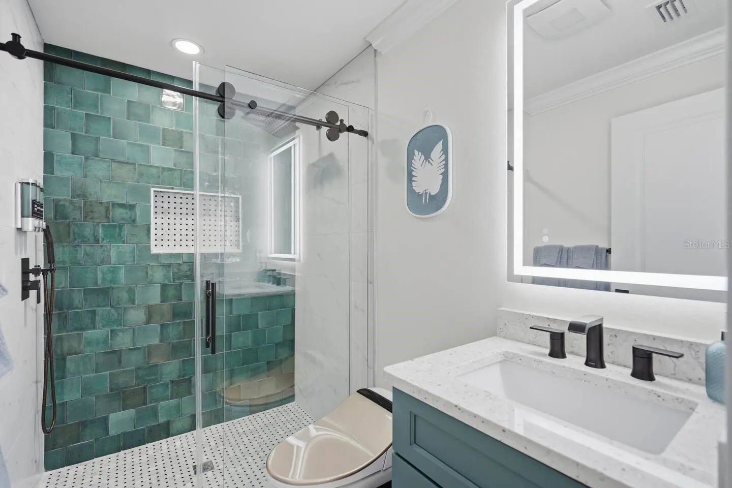 1413 TREETOP DR