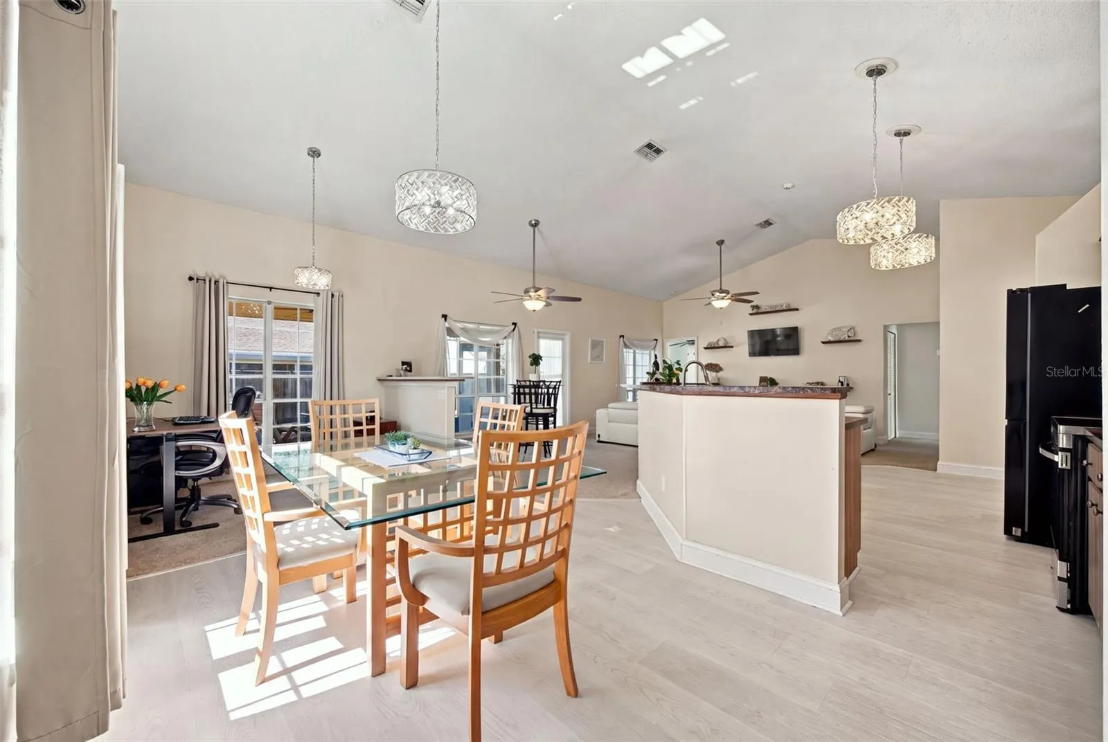 1509 RIDGE SHORE DR
