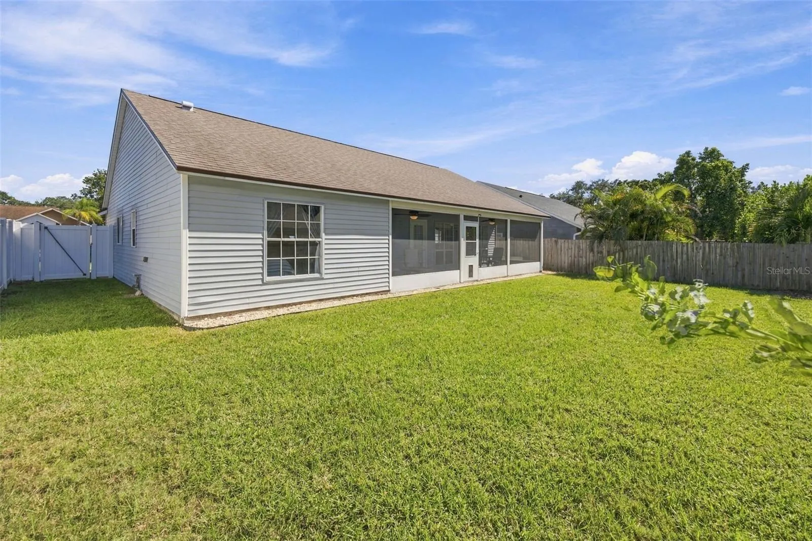 1509 RIDGE SHORE DR