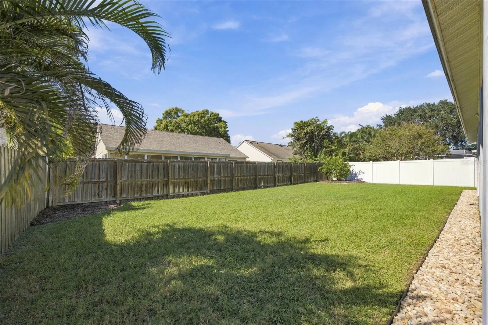 1509 RIDGE SHORE DR