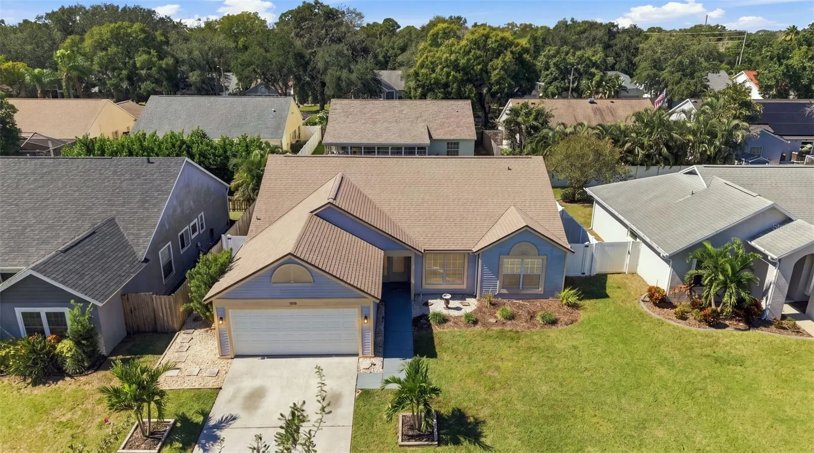 1509 RIDGE SHORE DR