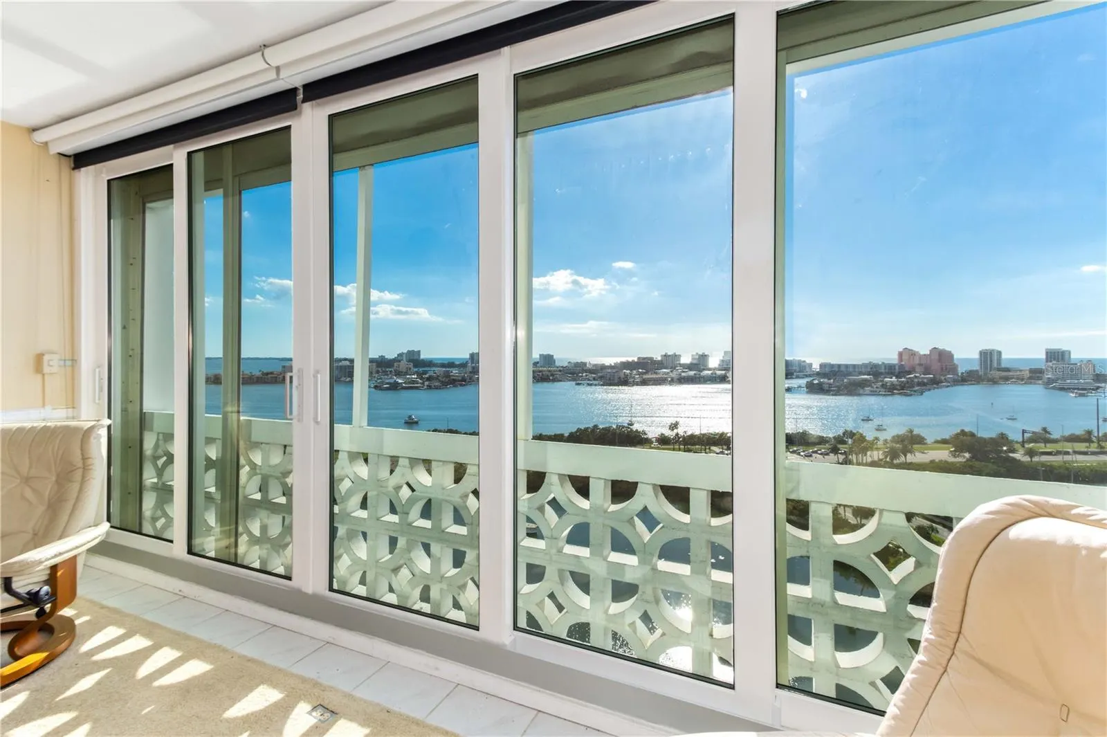 31 ISLAND WAY #1507 #1507
