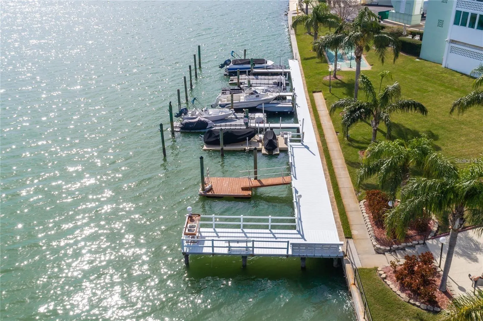 31 ISLAND WAY #1507 #1507
