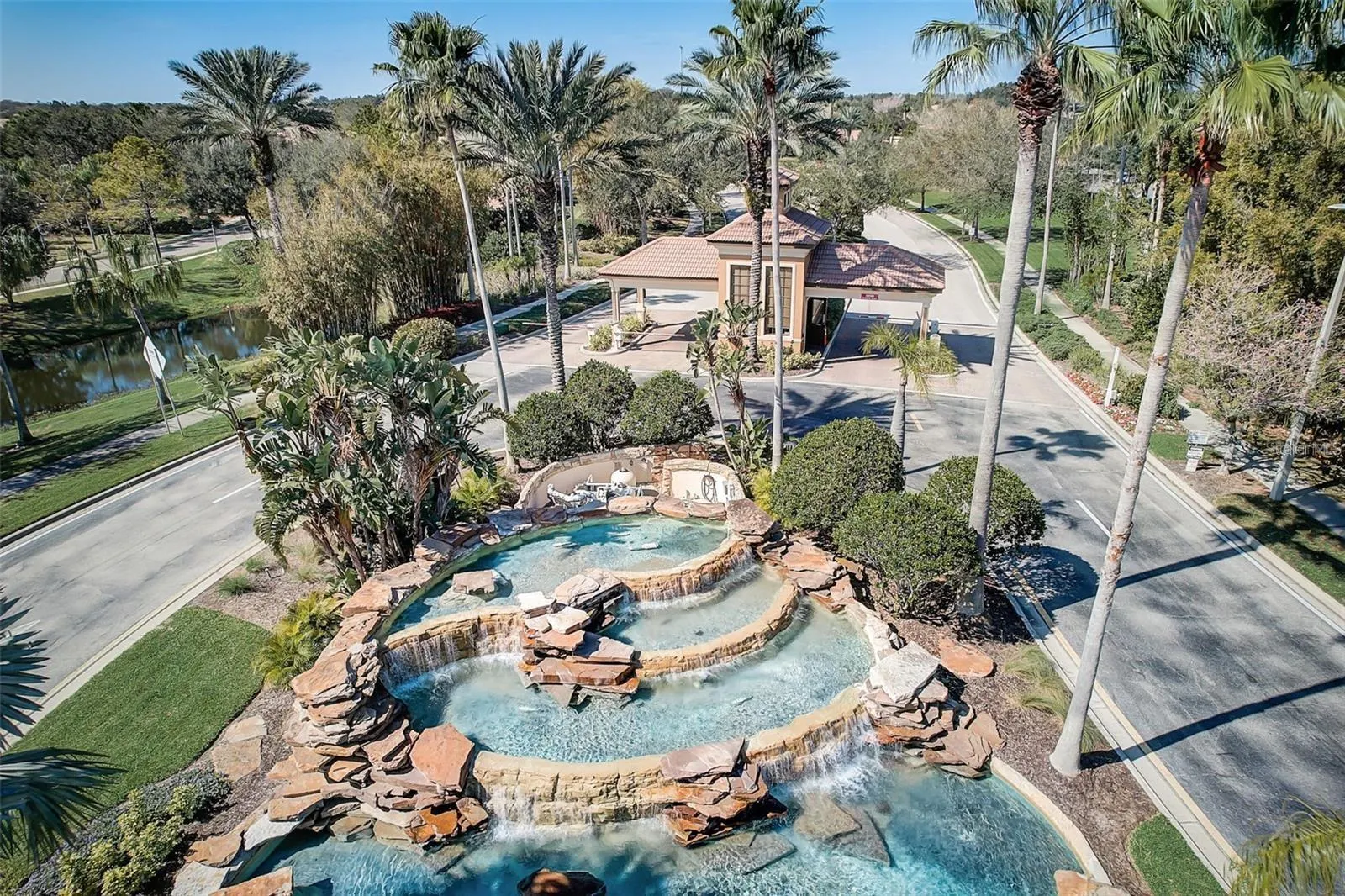 5504 SUNSET FALLS DR