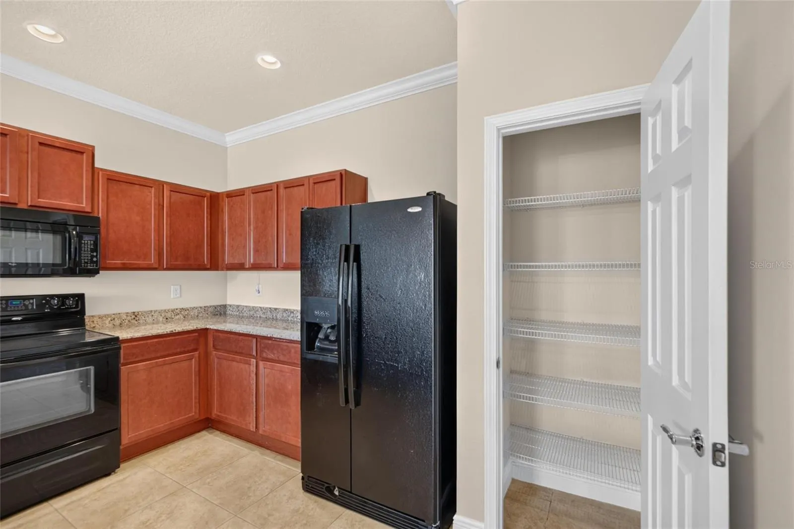 5504 SUNSET FALLS DR