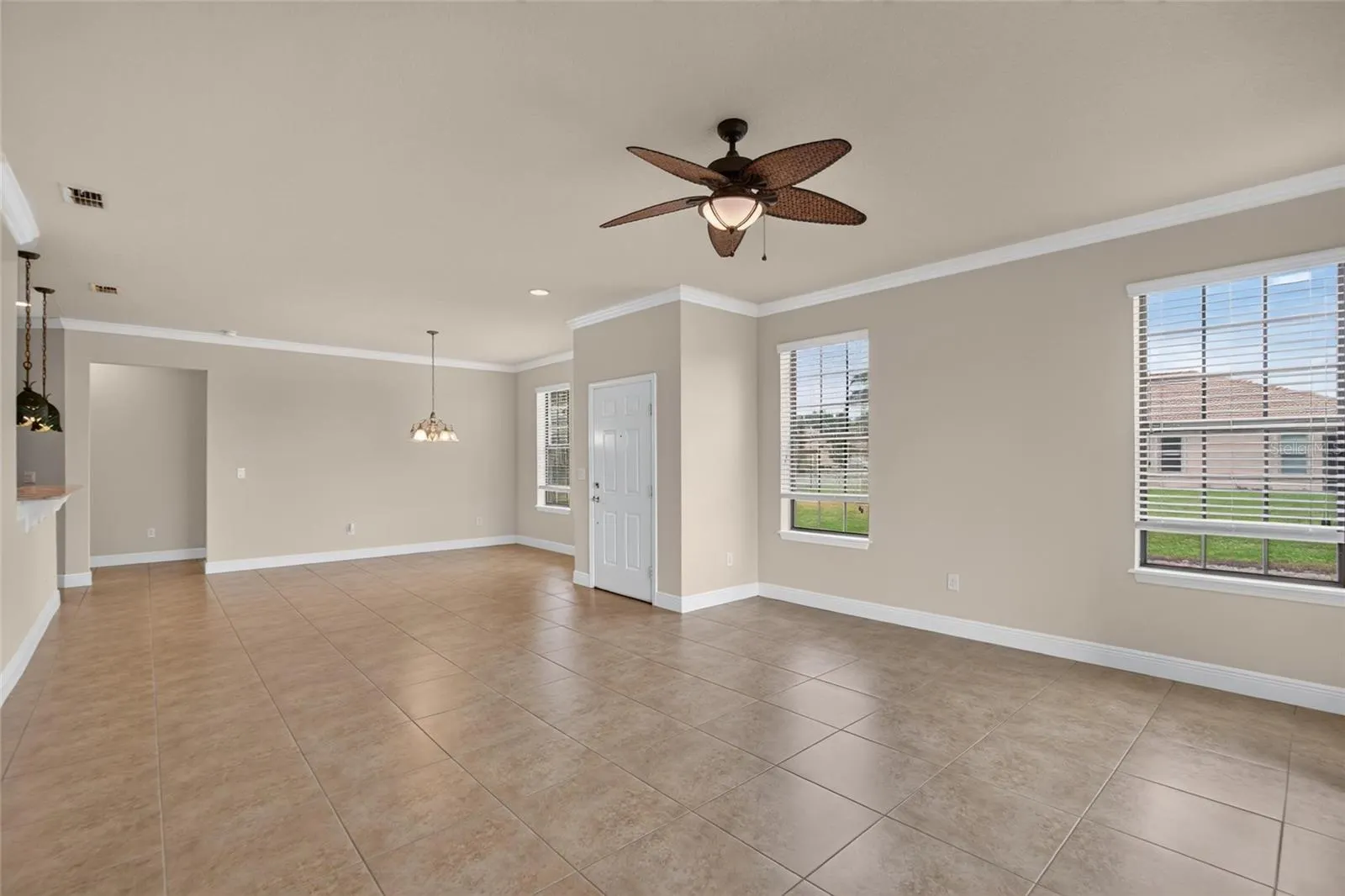 5504 SUNSET FALLS DR
