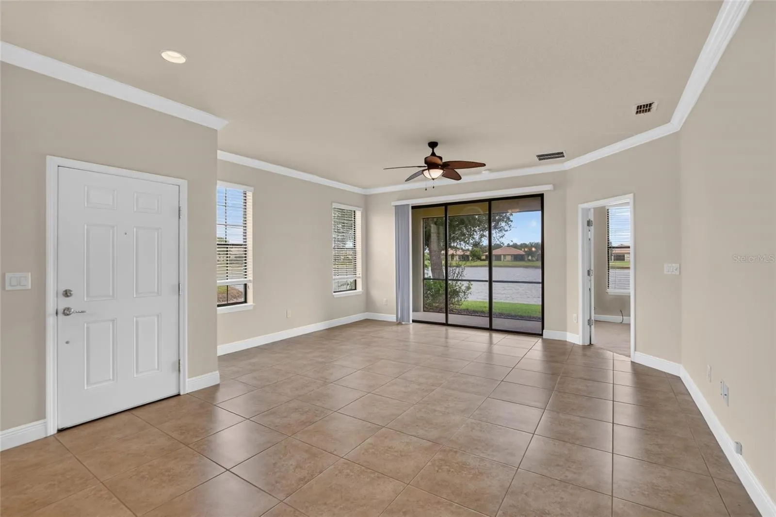 5504 SUNSET FALLS DR