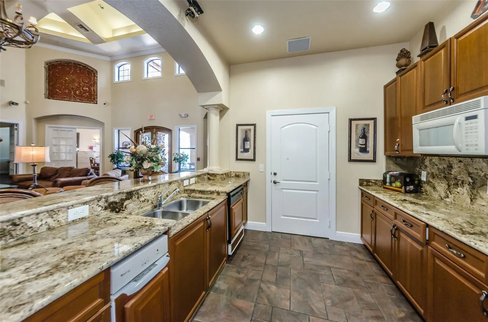2138 CHIANTI PL #142 #142