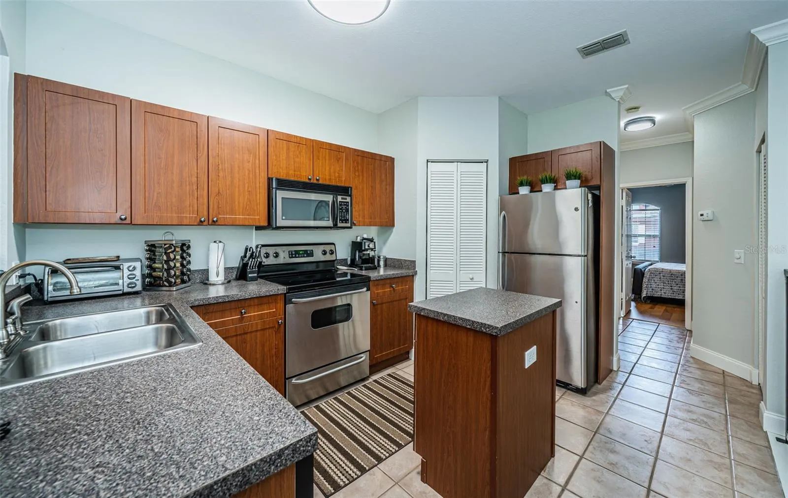2138 CHIANTI PL #142 #142