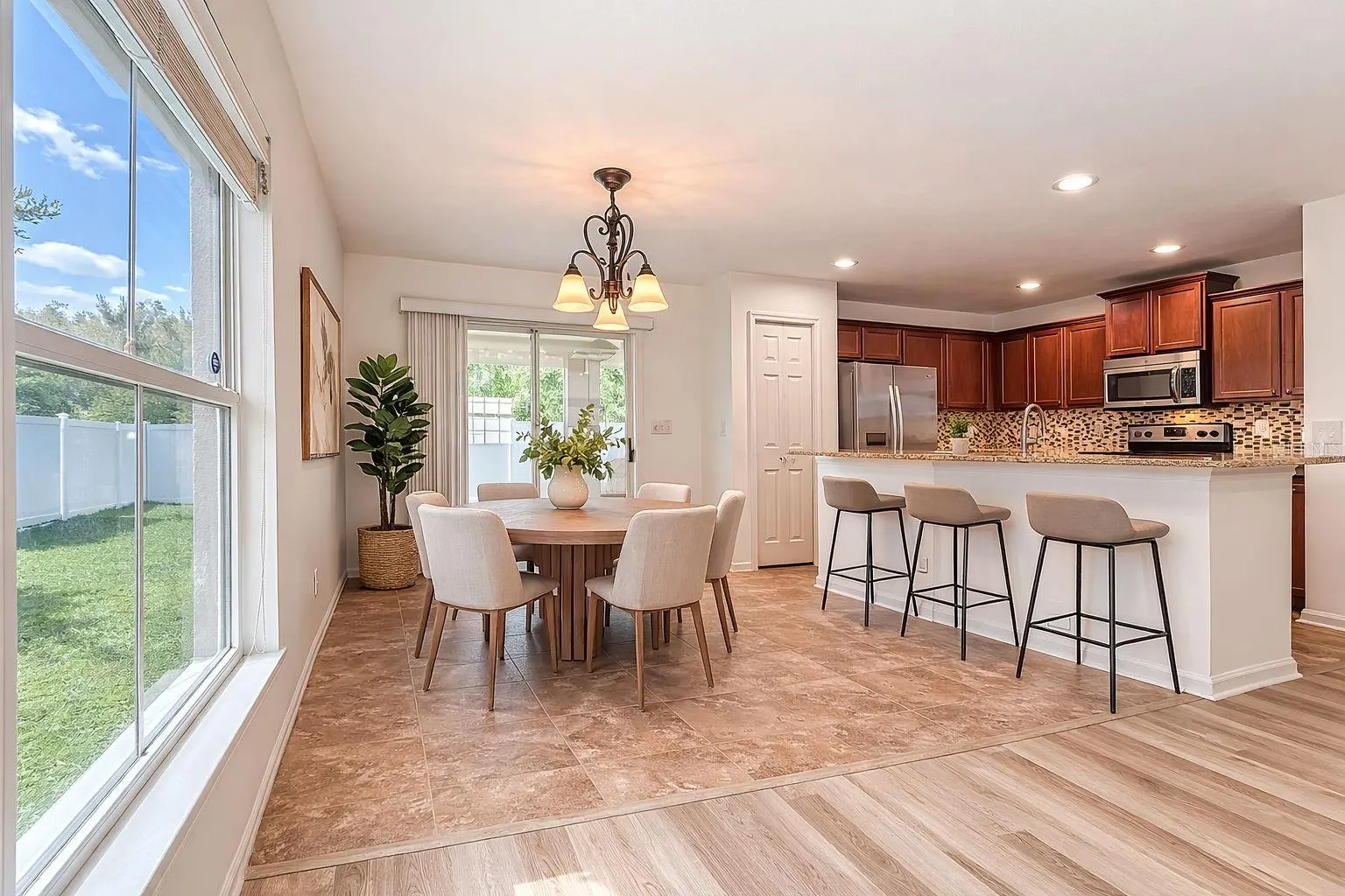 5101 CHIPOTLE LN