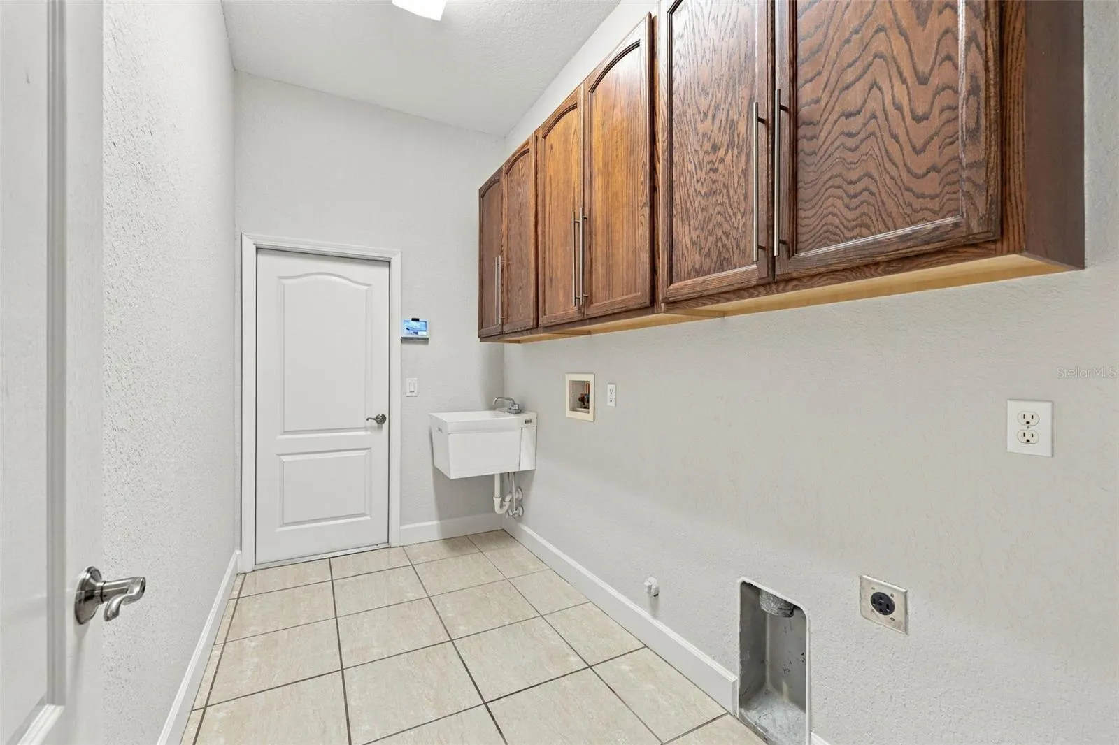 3916 VALRICO GROVE DR