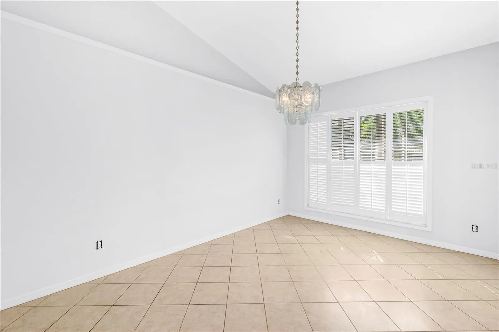 18520 SUNWARD LAKE PL