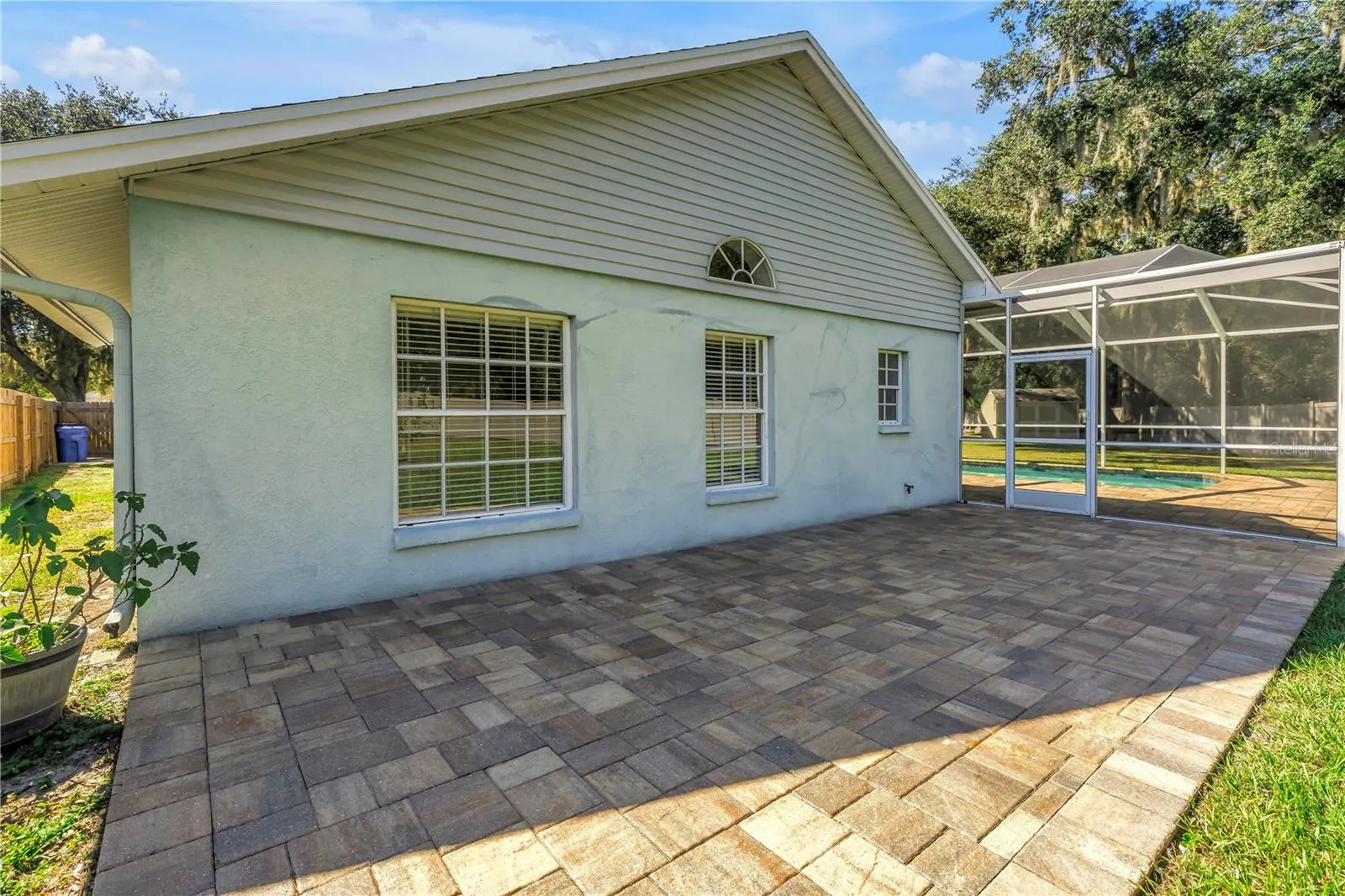18520 SUNWARD LAKE PL