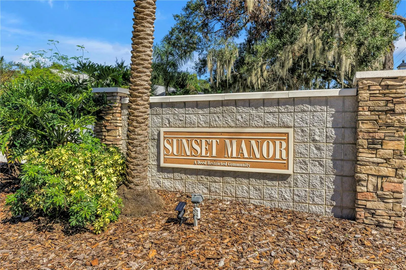 18520 SUNWARD LAKE PL