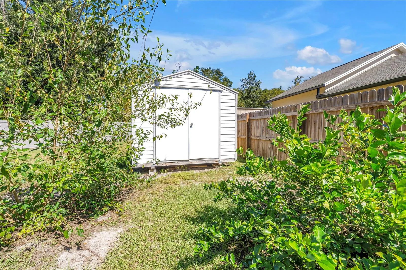 18520 SUNWARD LAKE PL