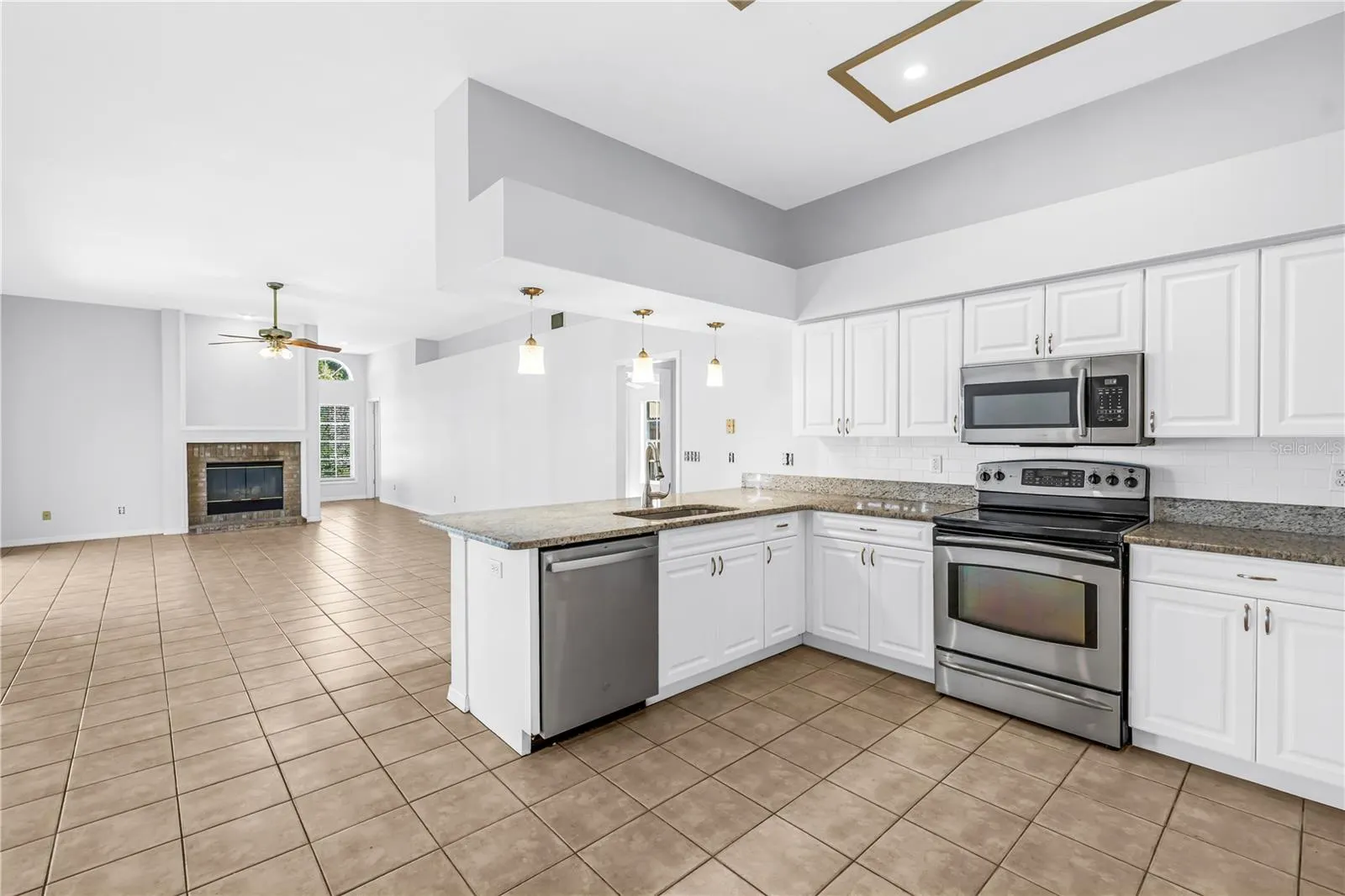 18520 SUNWARD LAKE PL