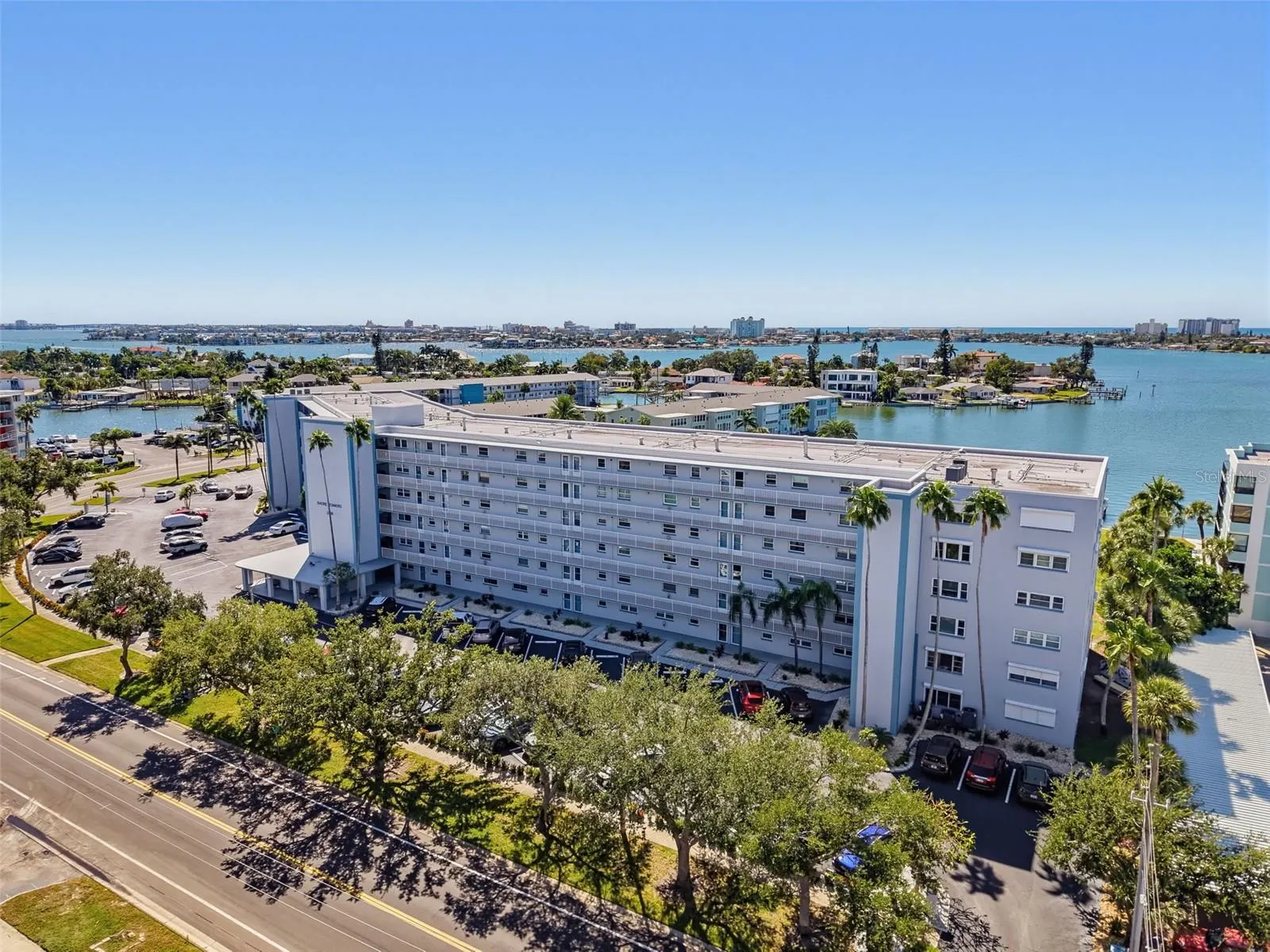 1868 SHORE DR S #511 #511