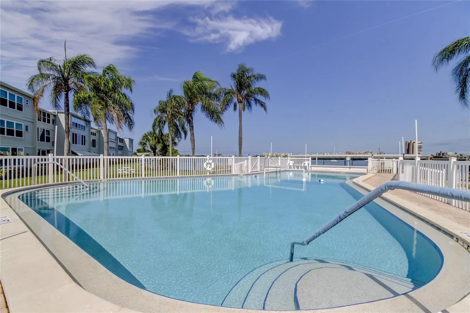 1868 SHORE DR S #511 #511