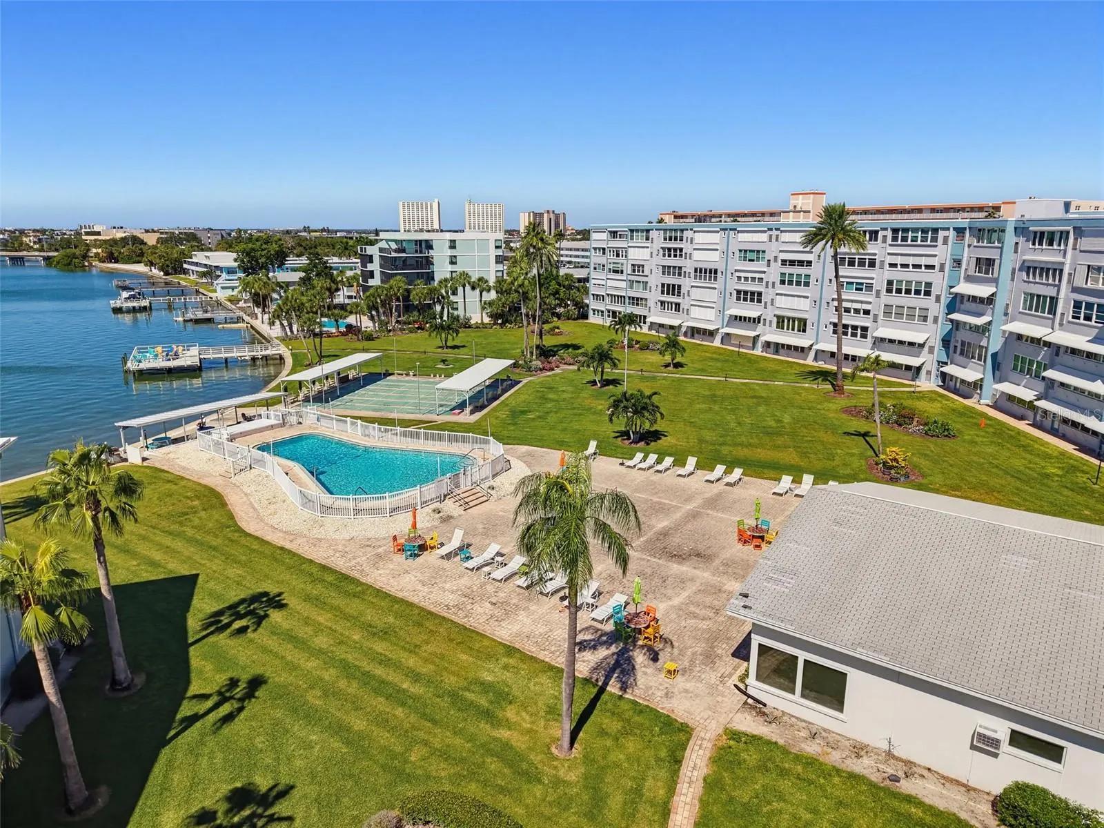 1868 SHORE DR S #511 #511