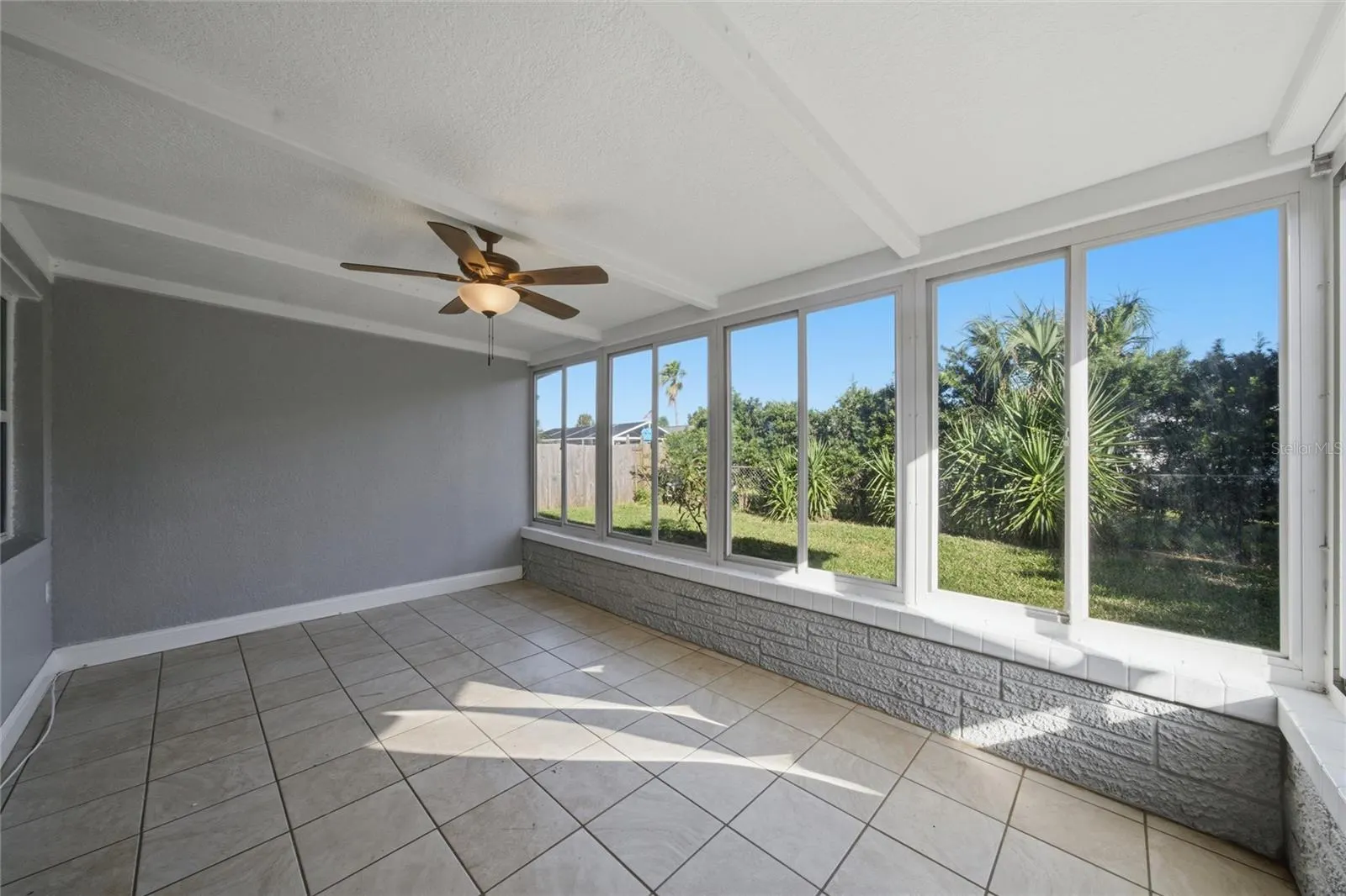 7401 OAK CREST DR