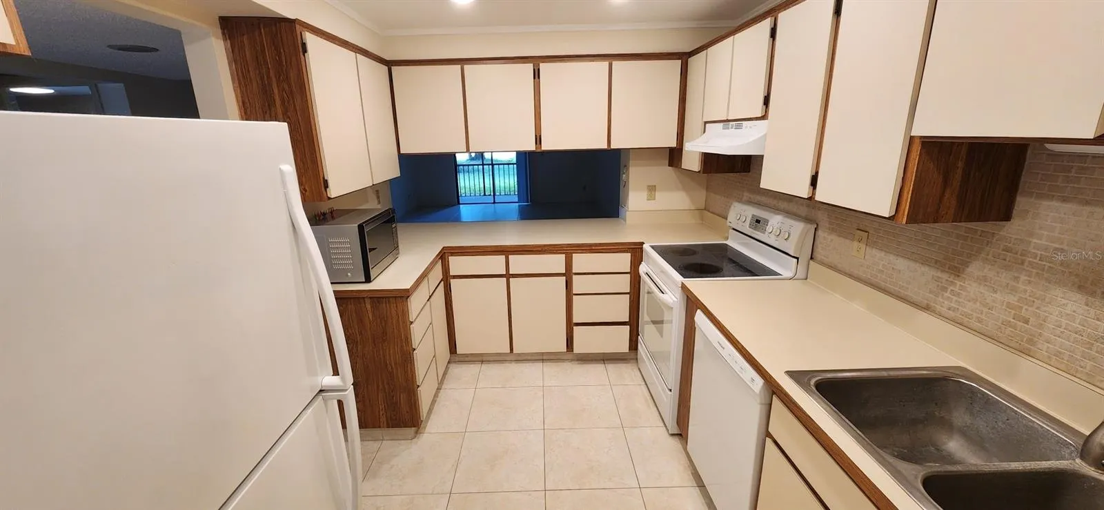 3505 TARPON WOODS BLVD #H405 #H405