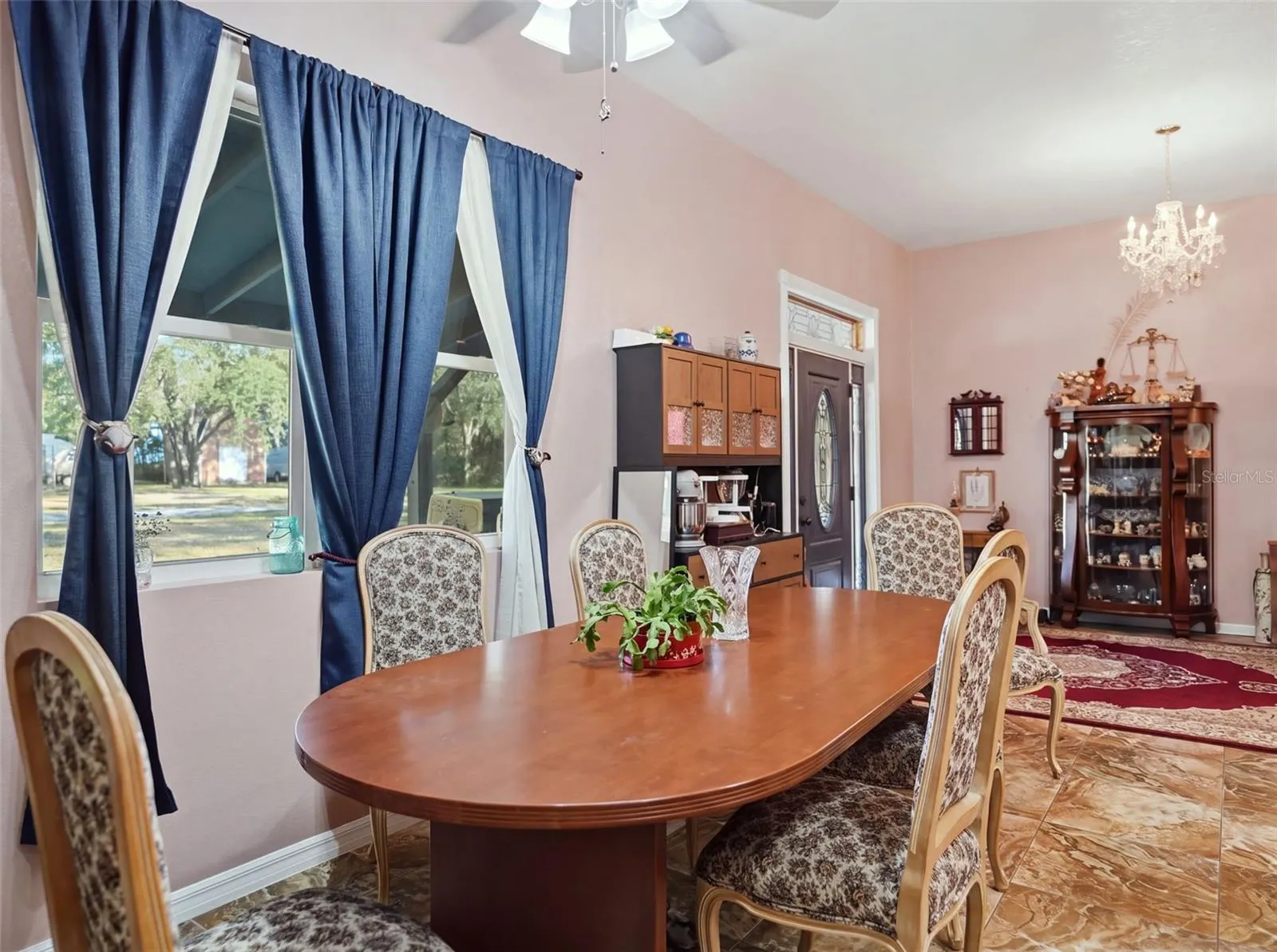 15432 DENNIS DR