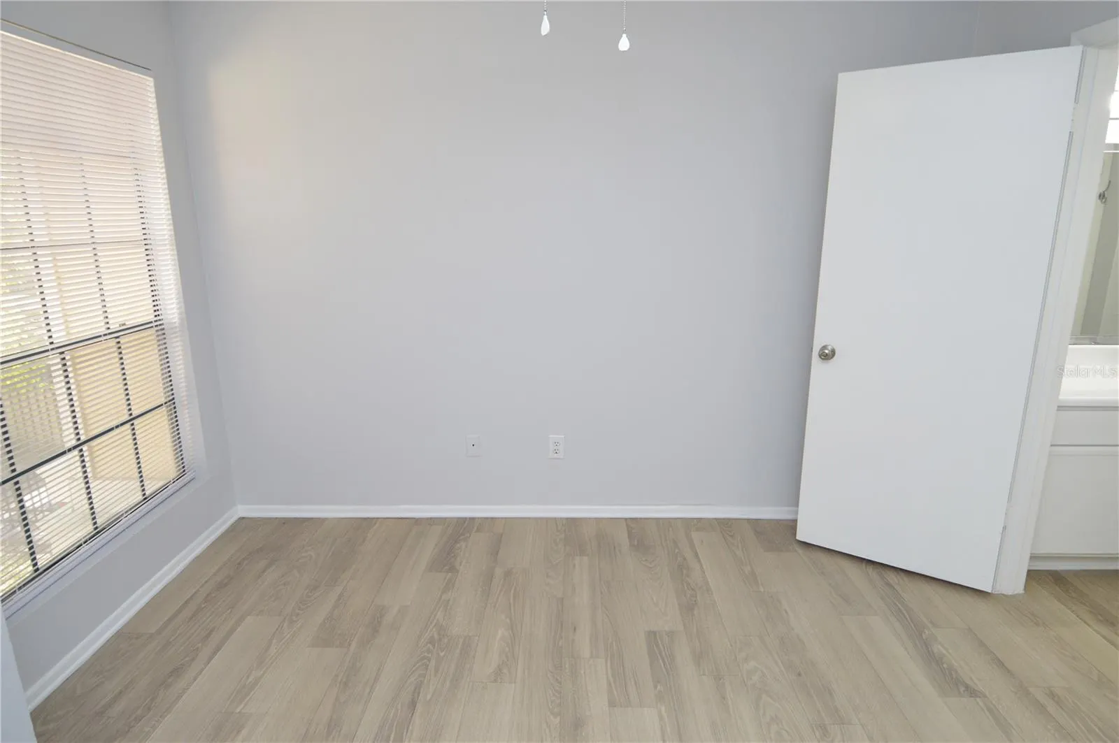 8647 MALLARD RESERVE DR #202 #202