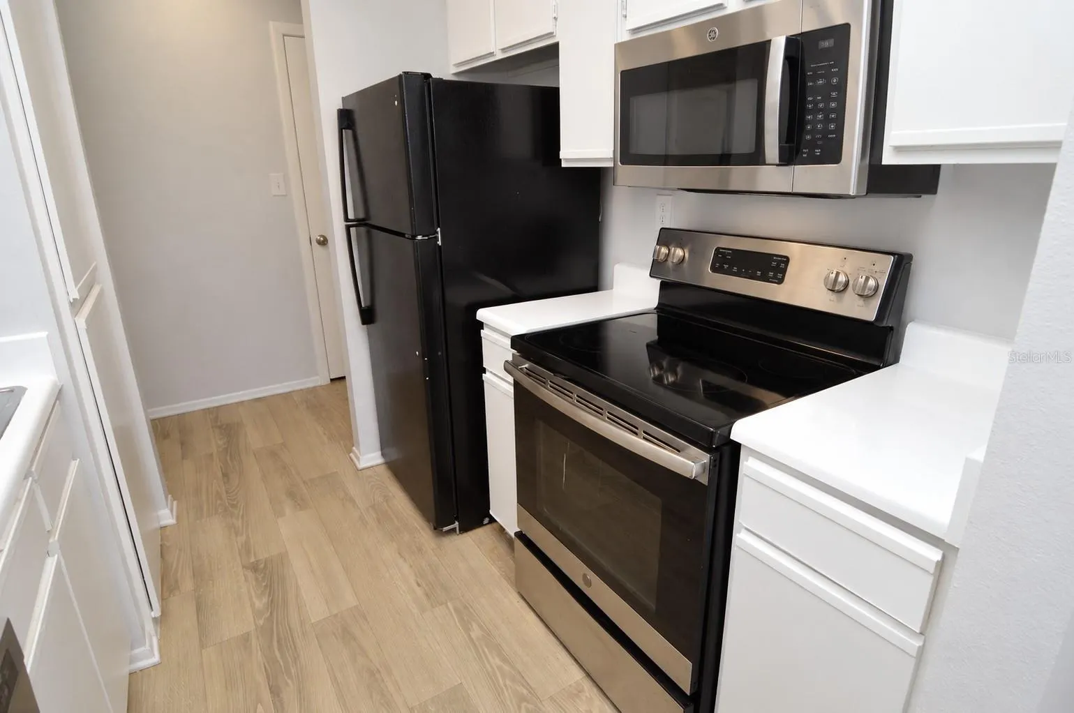 8647 MALLARD RESERVE DR #202 #202
