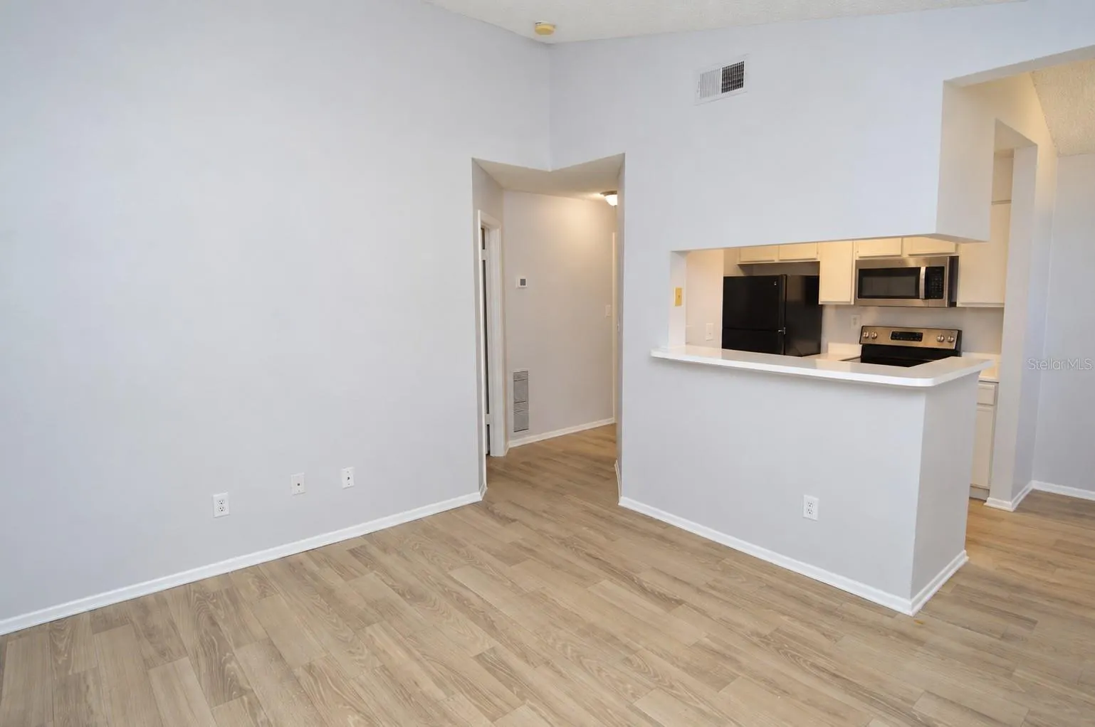 8647 MALLARD RESERVE DR #202 #202