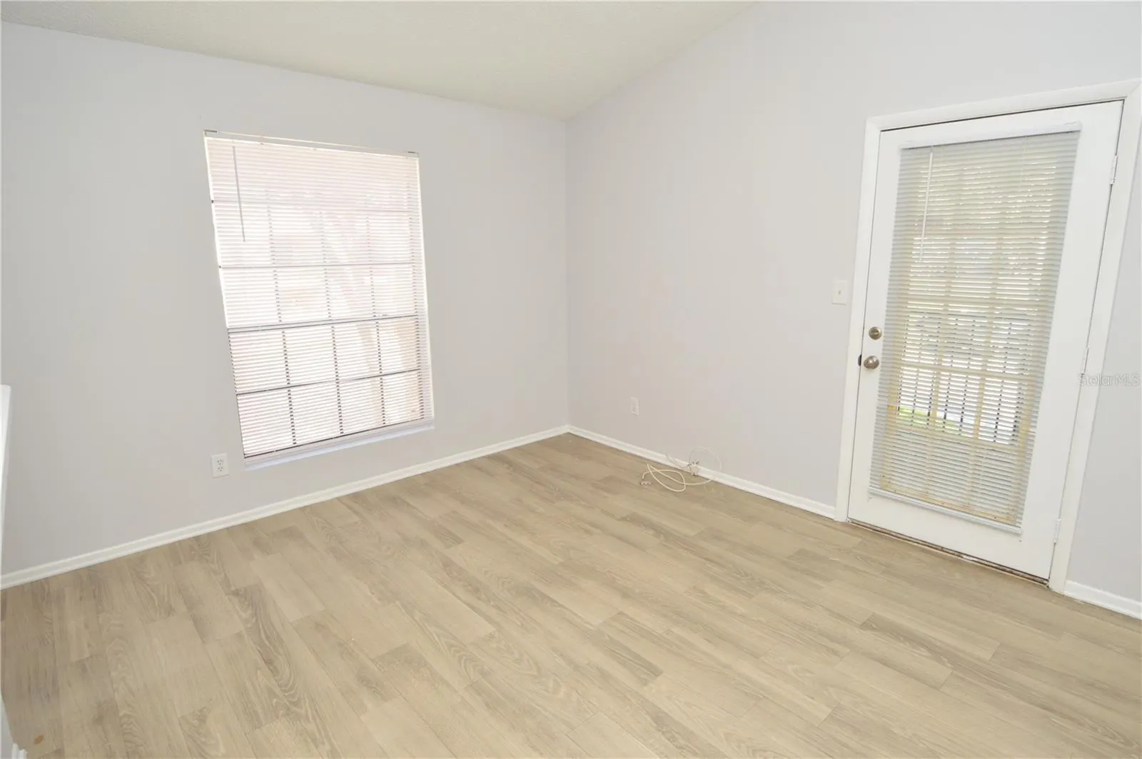 8647 MALLARD RESERVE DR #202 #202