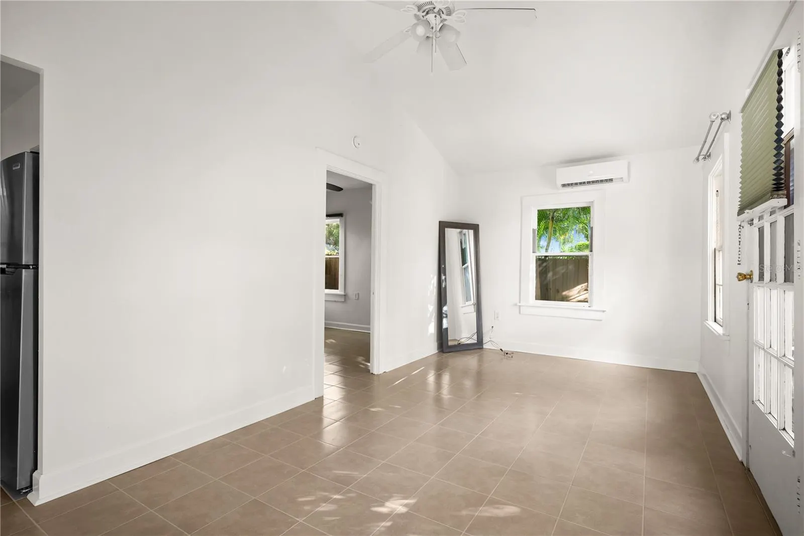 607 N OSCEOLA AVE