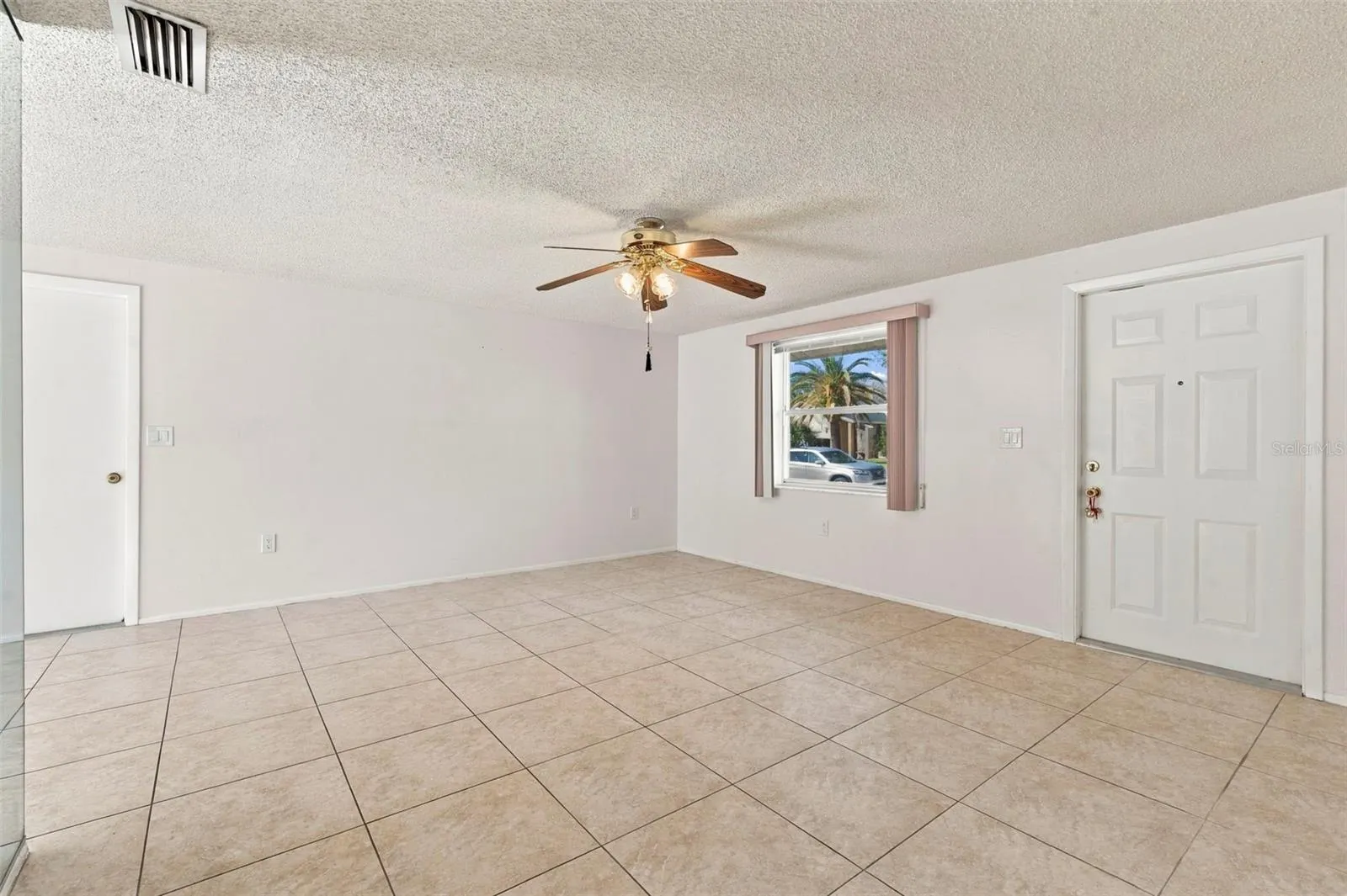 4104 N BAY HILLS BLVD