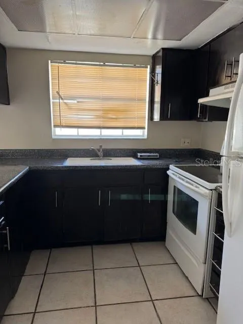 7607 EL PASEO CT