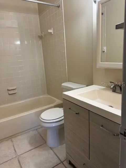 7607 EL PASEO CT