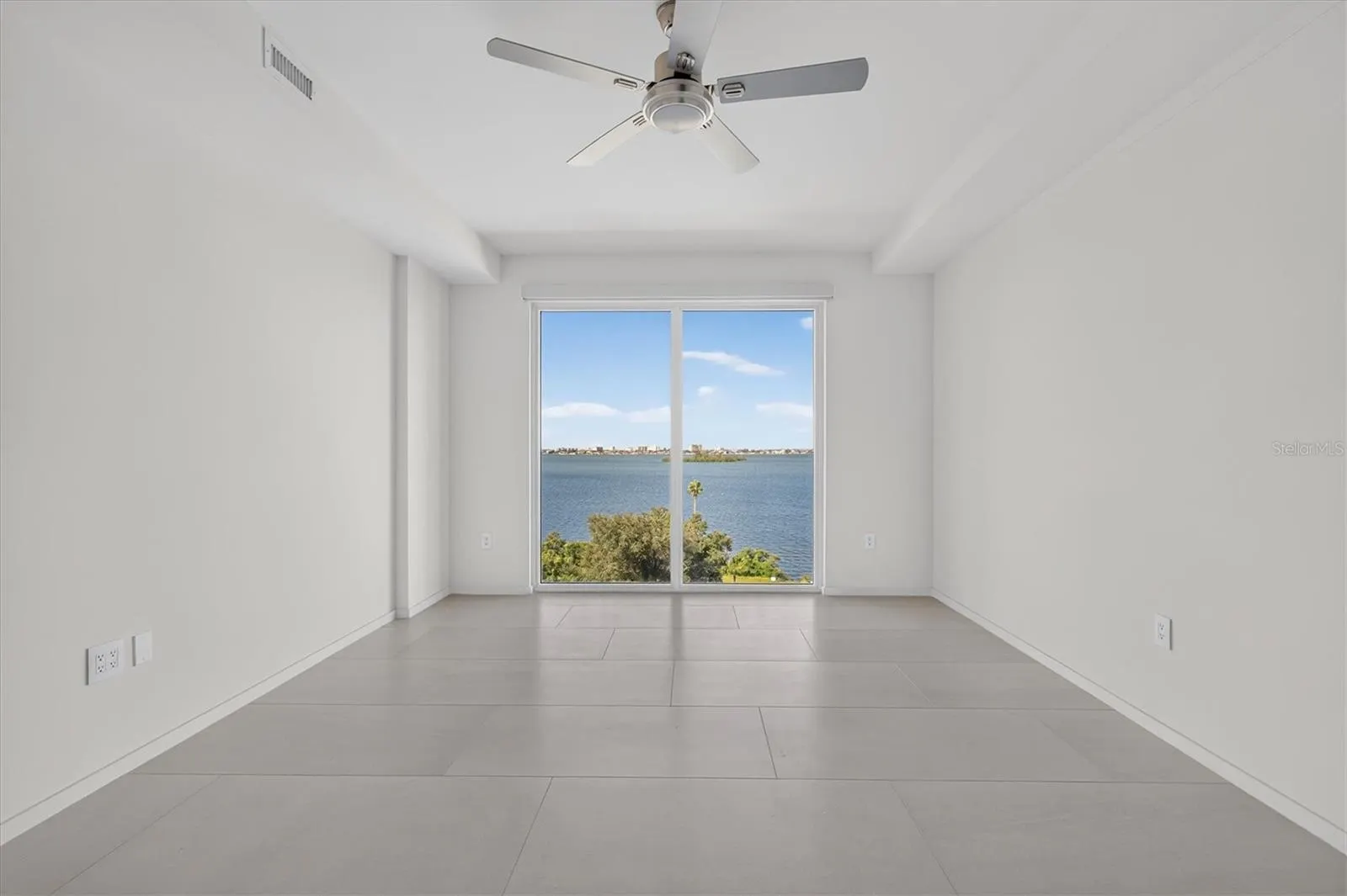 1020 SUNSET POINT RD #607 #607
