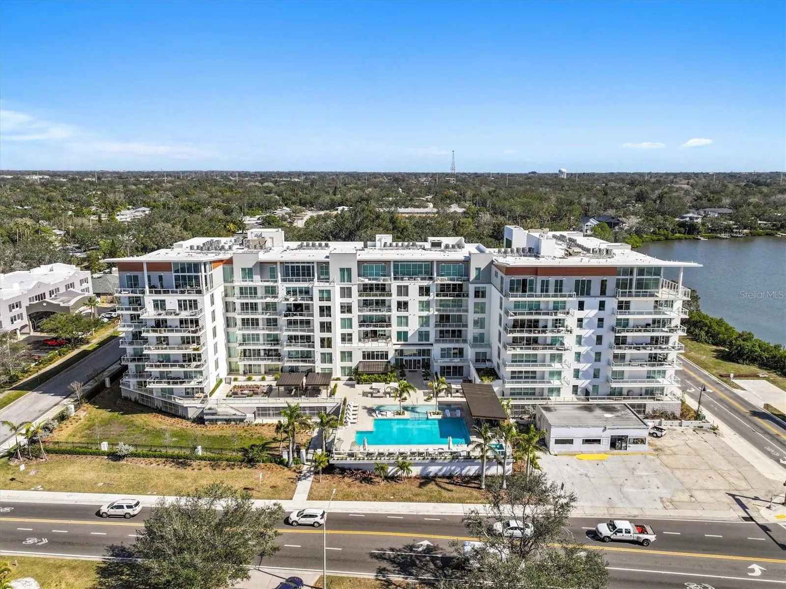 1020 SUNSET POINT RD #607 #607