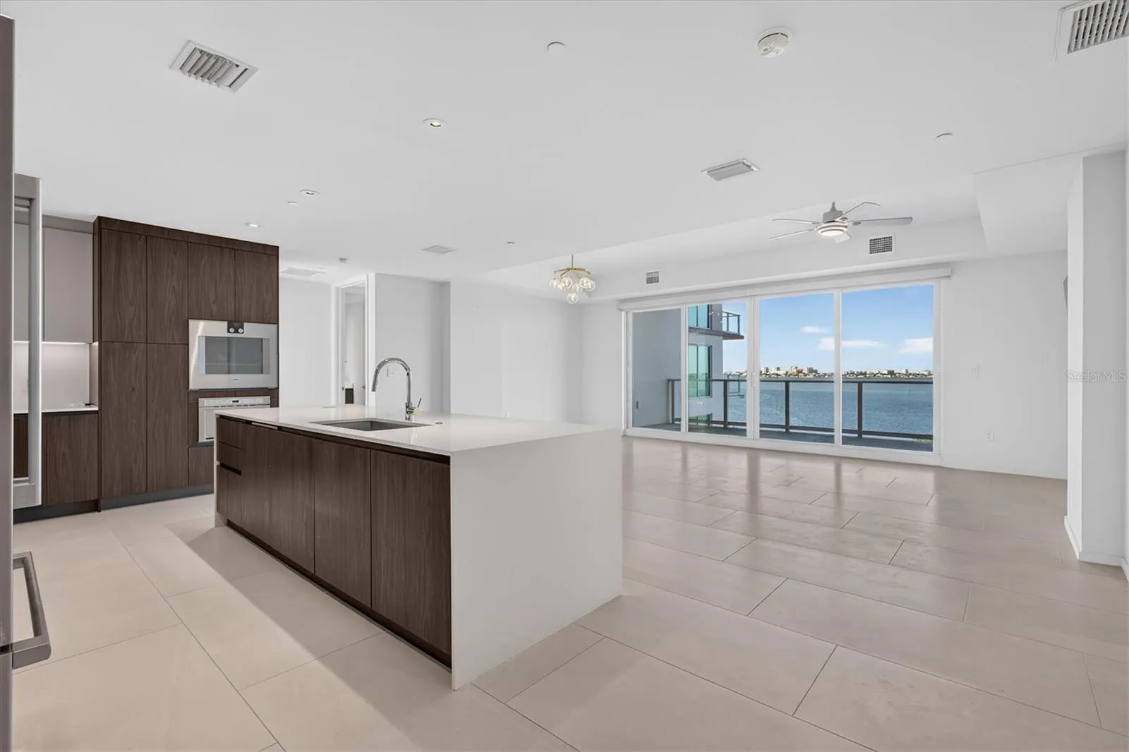 1020 SUNSET POINT RD #607 #607