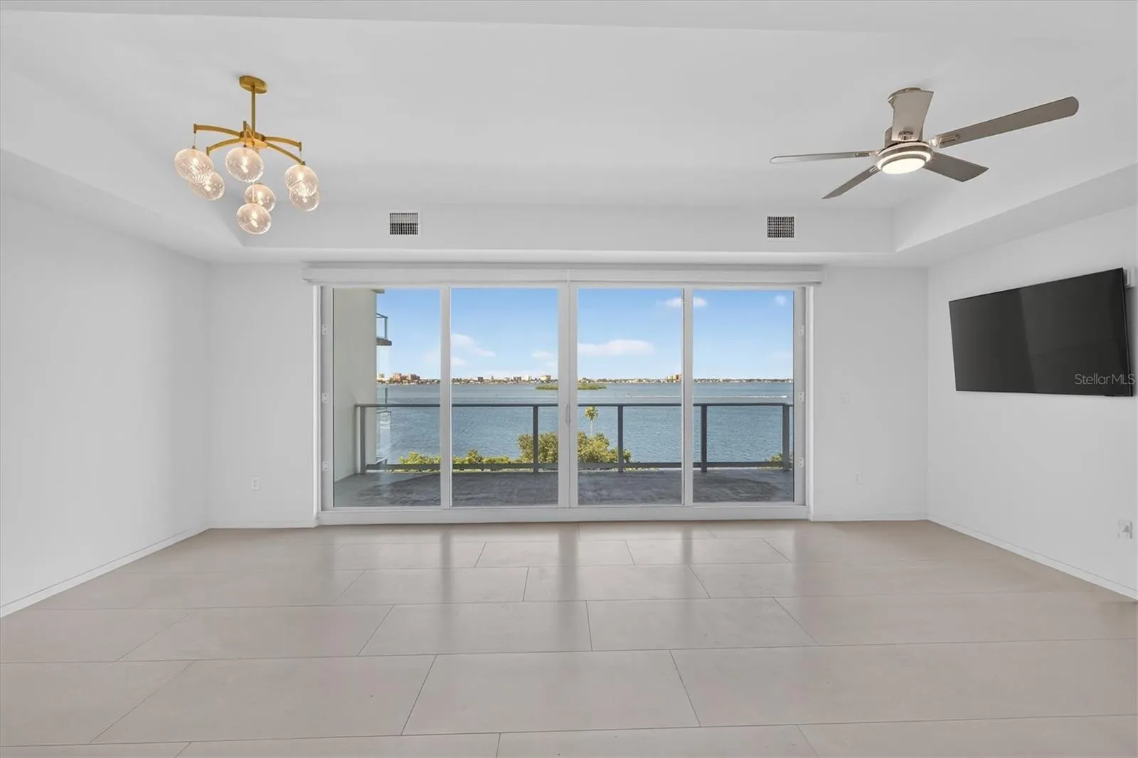 1020 SUNSET POINT RD #607 #607