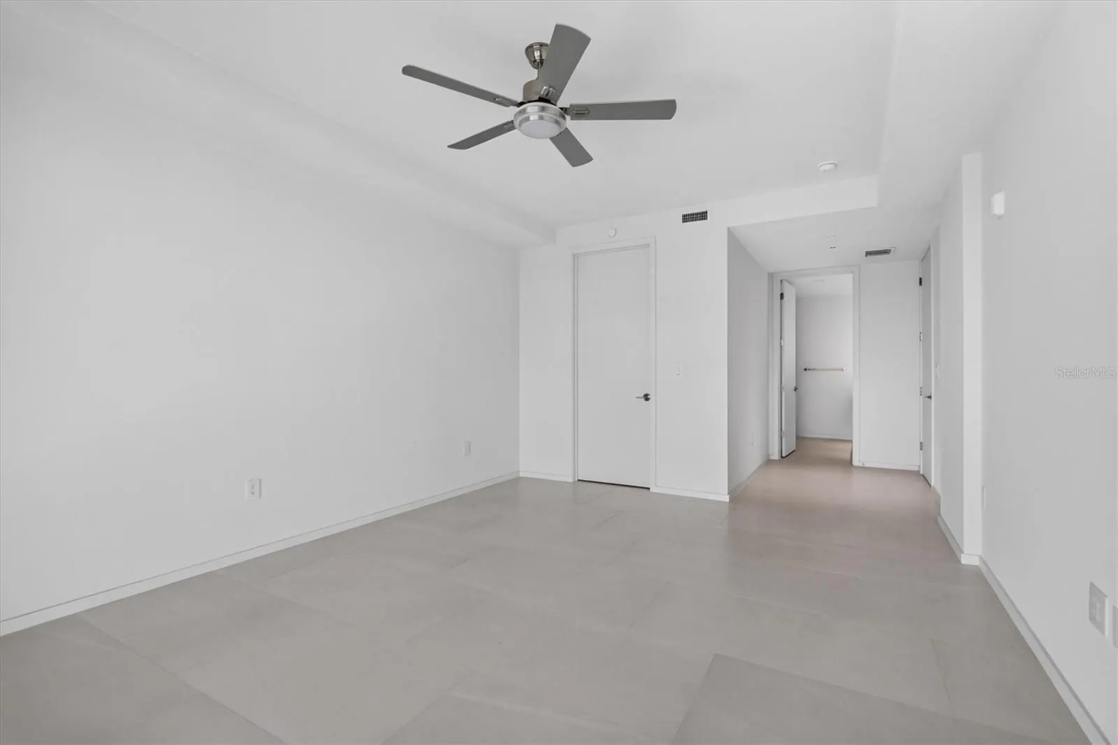 1020 SUNSET POINT RD #607 #607