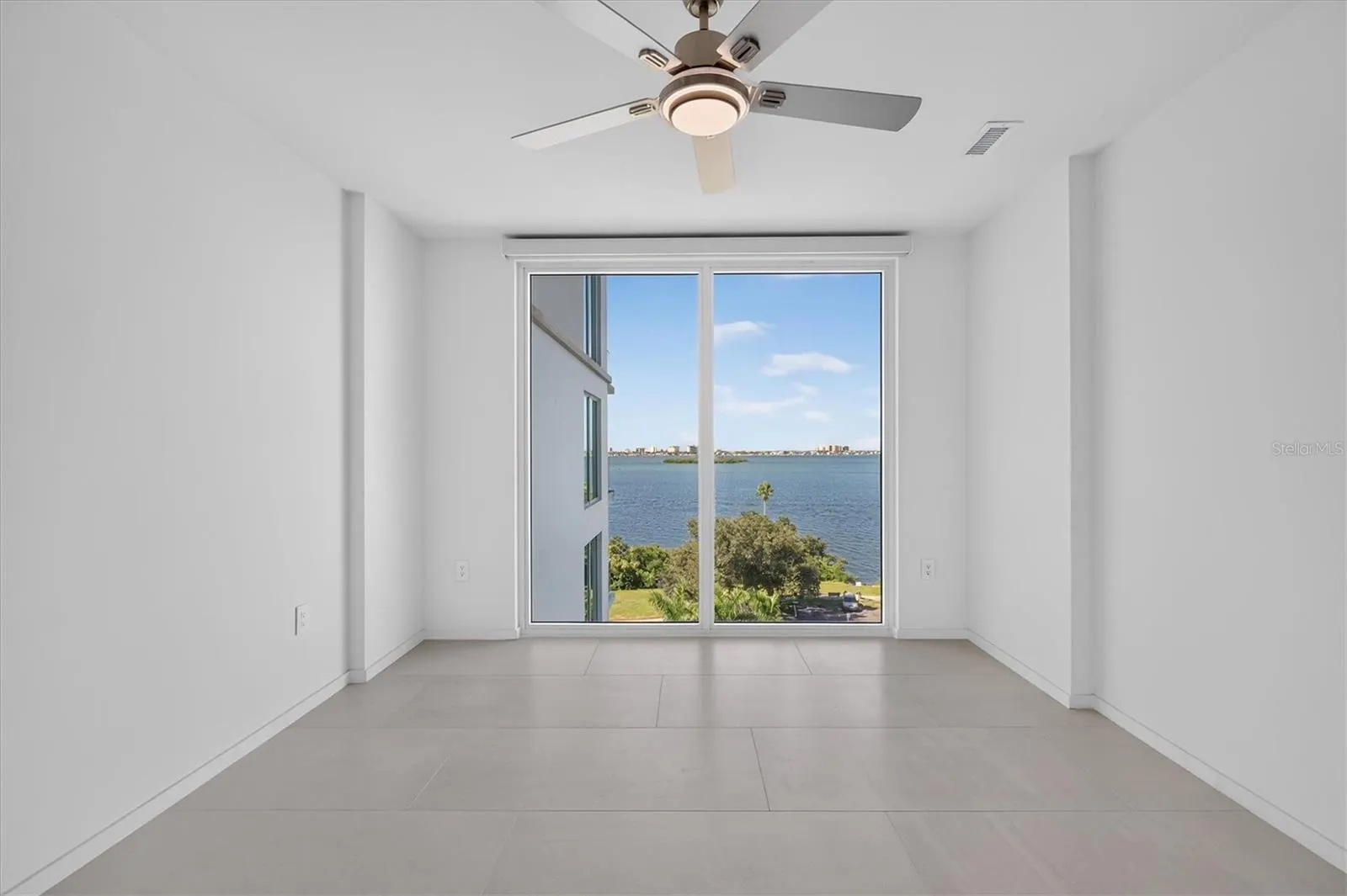 1020 SUNSET POINT RD #607 #607