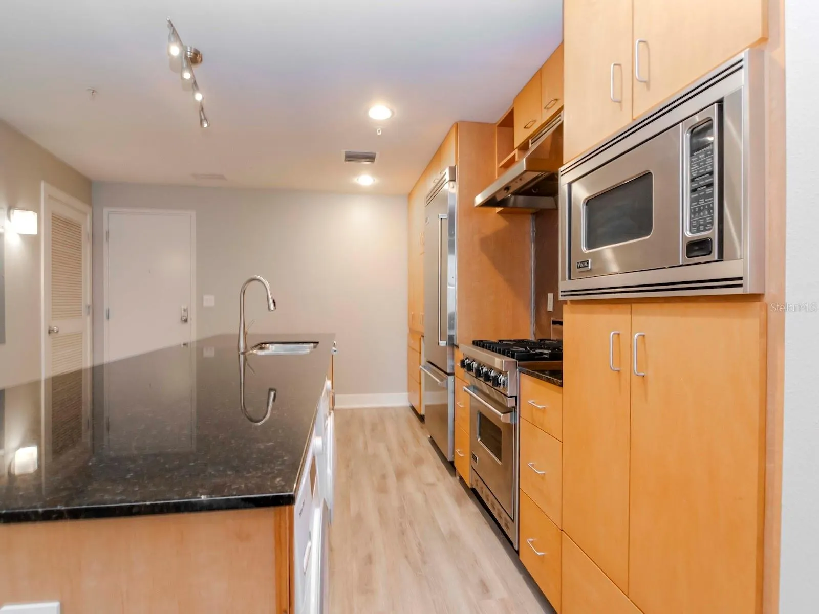 1120 E KENNEDY BLVD #927 #927