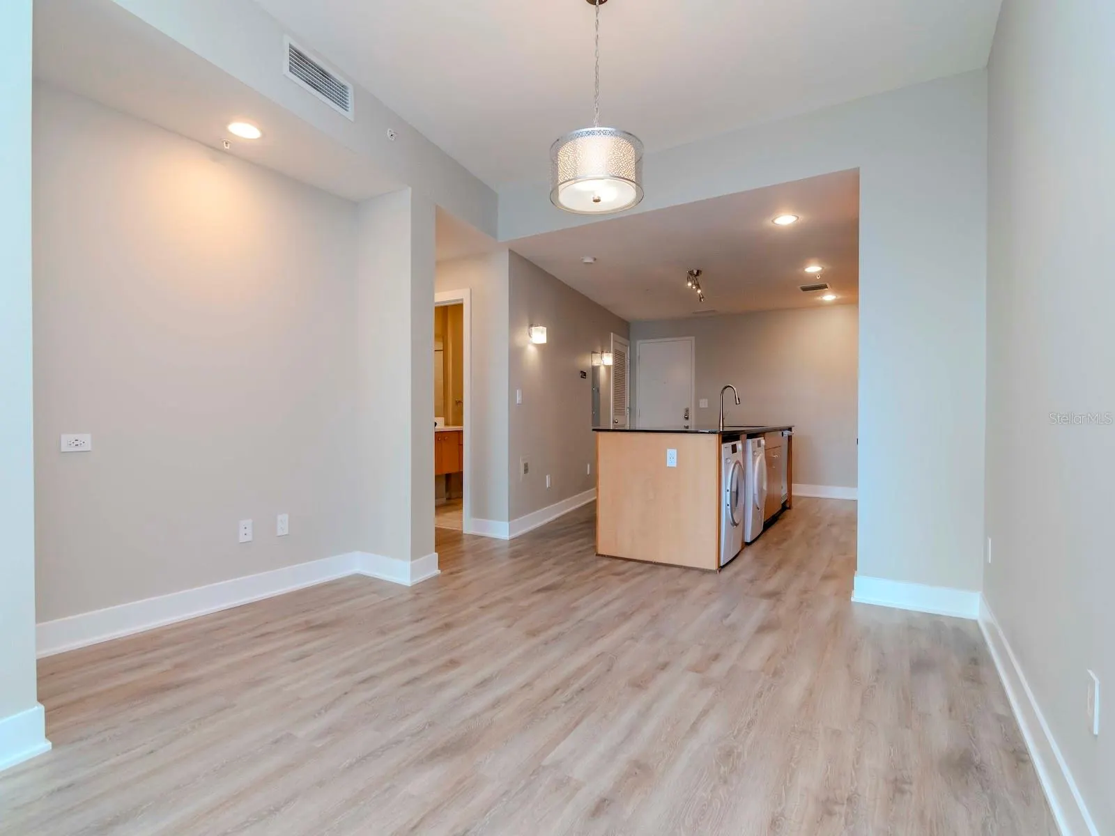 1120 E KENNEDY BLVD #927 #927