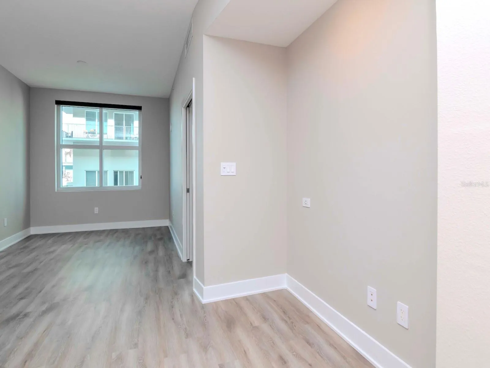 1120 E KENNEDY BLVD #927 #927
